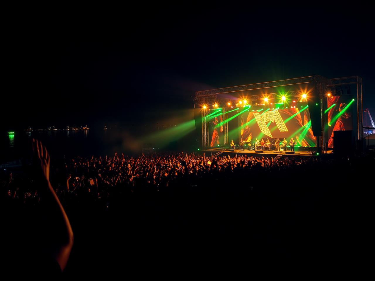 Pre-Show Concert